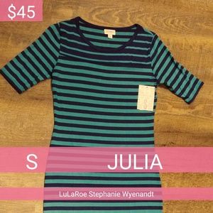 Lularoe Julia Size Small